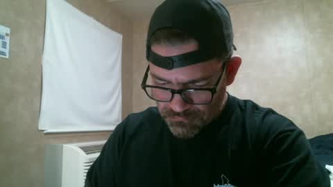 adam91720 online show from 12/31/24, 02:14