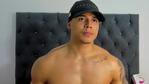 Snapshot of adam_boss chatting on 01/30/25, 07:39 adam boss online show from 01/30/25, 07:39