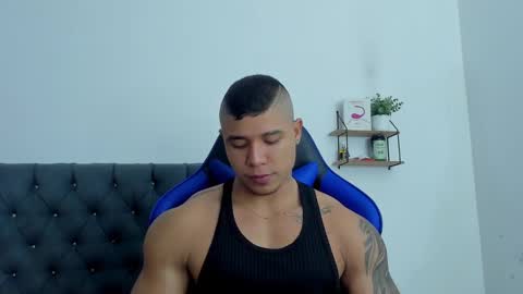 Snapshot of adam_boss chatting on 10/26/25, 07:03 adam boss online show from 10/26/25, 07:03