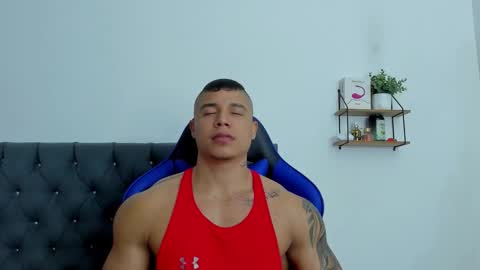 Snapshot of adam_boss chatting on 11/27/25, 07:54 adam boss online show from 11/27/25, 07:54