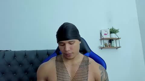 Snapshot of adam_boss chatting on 12/15/25, 08:29 adam boss online show from 12/15/25, 08:29