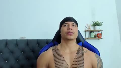 Snapshot of adam_boss chatting on 01/08/26, 01:24 adam boss online show from 01/08/26, 01:24