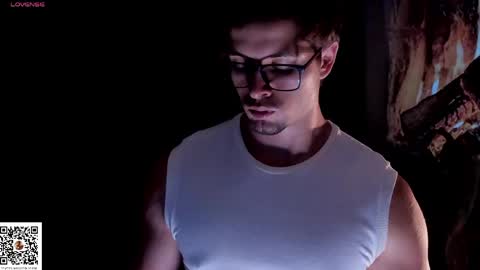 Snapshot of adam_bouton chatting on 05/27/26, 02:52 Adam online show from 05/27/26, 02:52