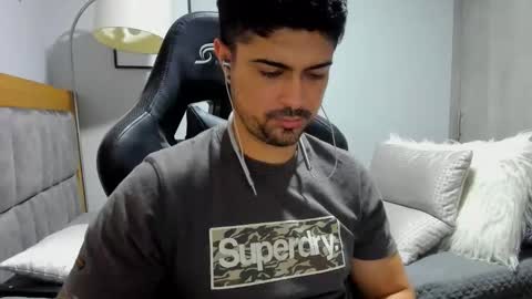 adam clarke online show from 10/29/25, 01:46