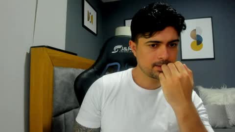 adam clarke online show from 04/27/26, 01:03
