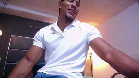 Snapshot of adam_fit19cm chatting on 03/26/26, 02:00 adam_fit19cm online show from 03/26/26, 02:00