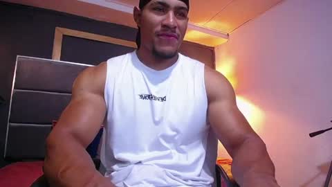 Snapshot of adam_fit19cm chatting on 04/16/26, 01:56 adam_fit19cm online show from 04/16/26, 01:56
