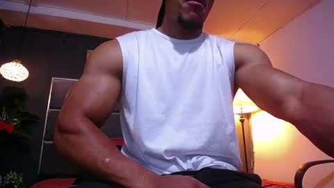 Snapshot of adam_fit19cm chatting on 04/17/26, 01:58 adam_fit19cm online show from 04/17/26, 01:58