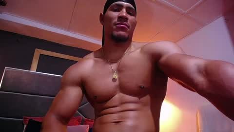 Snapshot of adam_fit19cm chatting on 04/18/26, 07:07 adam_fit19cm online show from 04/18/26, 07:07