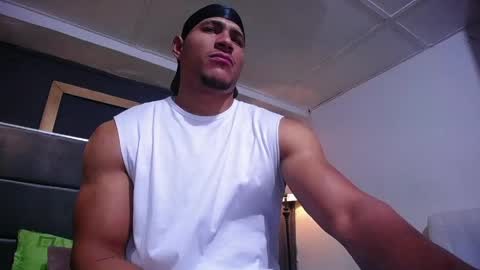 Snapshot of adam_fit19cm chatting on 05/30/26, 01:25 adam_fit19cm online show from 05/30/26, 01:25