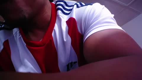 Snapshot of adam_fit19cm chatting on 06/09/26, 02:17 adam_fit19cm online show from 06/09/26, 02:17