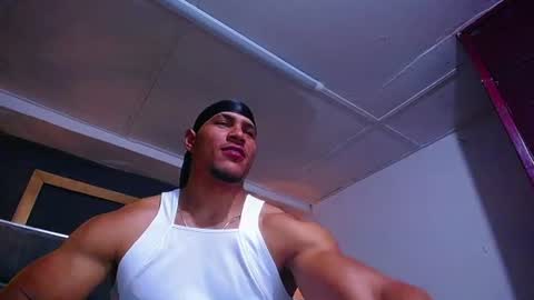 Snapshot of adam_fit19cm chatting on 07/10/26, 02:08 adam_fit19cm online show from 07/10/26, 02:08