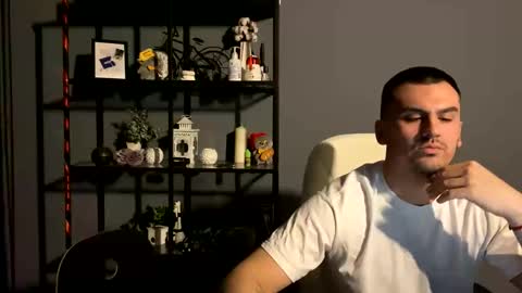 Snapshot of adam_ice chatting on 03/17/26, 07:06 Arthur and Adam online show from 03/17/26, 07:06