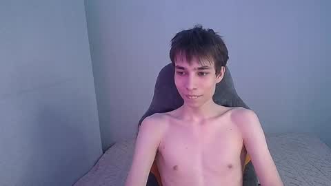 Snapshot of adam_kpoy chatting on 11/13/25, 03:22 adam kpoy online show from 11/13/25, 03:22