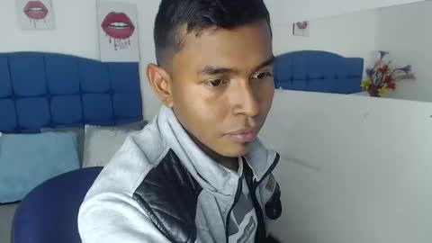 adam_morgan2 online show from 11/07/25, 02:22