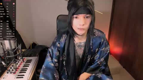  Adam online show from 10/12/25, 01:48