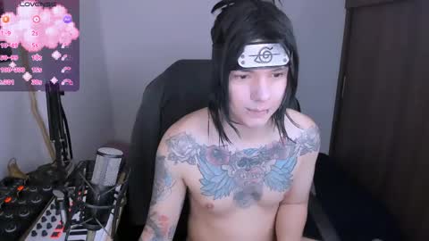 Snapshot of adam_rocket chatting on 06/02/26, 01:07 Adam online show from 06/02/26, 01:07