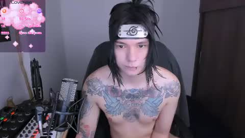 Snapshot of adam_rocket chatting on 06/27/26, 01:10 Adam online show from 06/27/26, 01:10