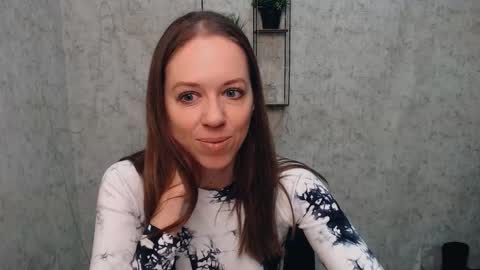 adamais_ online show from 02/12/25, 10:35