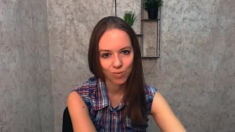 adamais_ online show from 02/25/25, 08:03