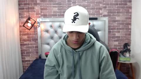 Snapshot of adamcoox chatting on 03/09/25, 04:16 Adam online show from 03/09/25, 04:16