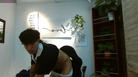 Adam online show from 04/24/26, 09:28