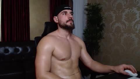 Snapshot of adamjameson chatting on 01/29/25, 12:35 AdamJameson online show from 01/29/25, 12:35