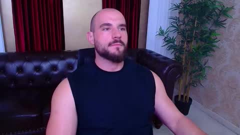 Snapshot of adamjameson chatting on 09/12/25, 05:29 AdamJameson online show from 09/12/25, 05:29
