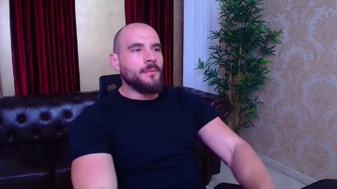 Snapshot of adamjameson chatting on 09/22/25, 05:09 AdamJameson online show from 09/22/25, 05:09
