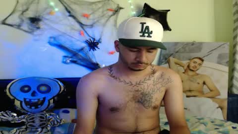 Snapshot of adamparker_ chatting on 10/21/25, 03:18 adamparker_ online show from 10/21/25, 03:18