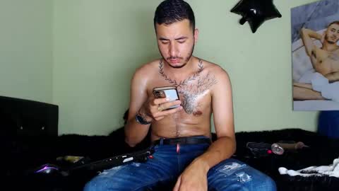 Snapshot of adamparker_ chatting on 11/06/25, 03:07 adamparker_ online show from 11/06/25, 03:07