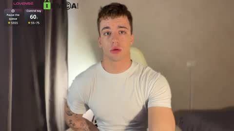 Hi Im Adam Glad to see u here 3 And its my first day online show from 04/25/26, 03:20