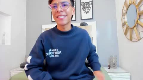 Adams Bobby online show from 12/01/25, 11:37