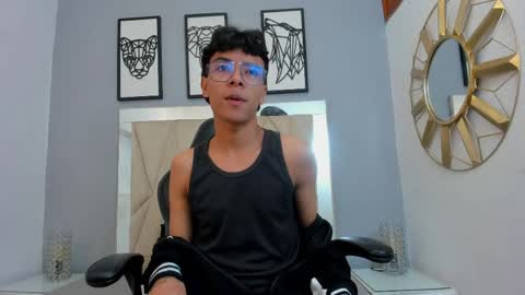 Adams Bobby online show from 05/04/26, 11:17
