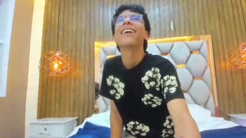 Adams Bobby online show from 06/11/26, 11:19