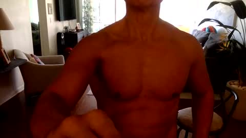 Snapshot of adamsix9 chatting on 11/08/25, 07:01 Adam online show from 11/08/25, 07:01