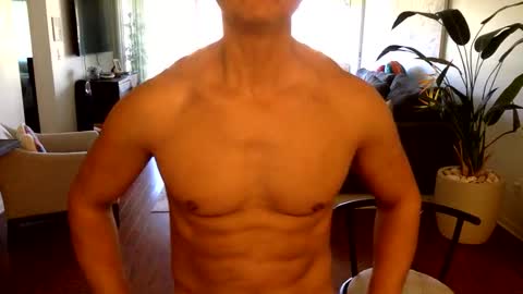 Snapshot of adamsix9 chatting on 11/21/25, 03:33 Adam online show from 11/21/25, 03:33