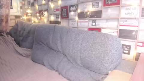 Snapshot of adamsvictory chatting on 12/13/24, 12:20 Victoria online show from 12/13/24, 12:20