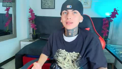 AdamsWalkerr  online show from 02/26/26, 12:15