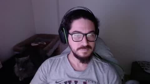 Snapshot of adamussutekh chatting on 09/22/25, 12:29 Adam online show from 09/22/25, 12:29