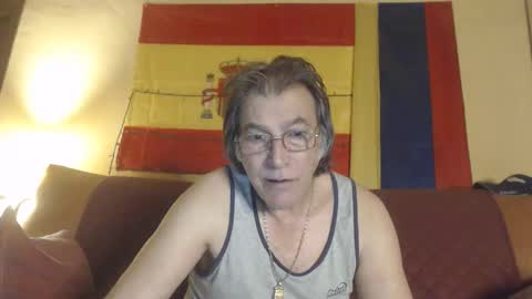 Snapshot of adan51 chatting on 05/10/26, 04:50 Adan online show from 05/10/26, 04:50