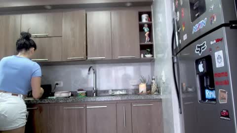 Snapshot of adan_eva960 chatting on 03/09/25, 05:28 eva online show from 03/09/25, 05:28