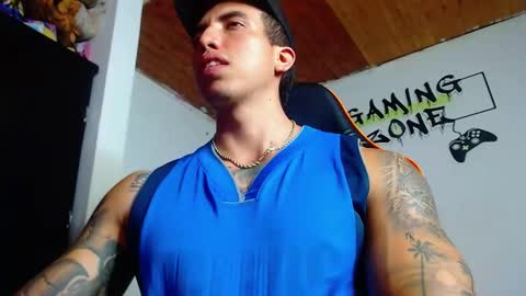 Snapshot of adan_hudson chatting on 03/05/25, 06:45 Anderson online show from 03/05/25, 06:45