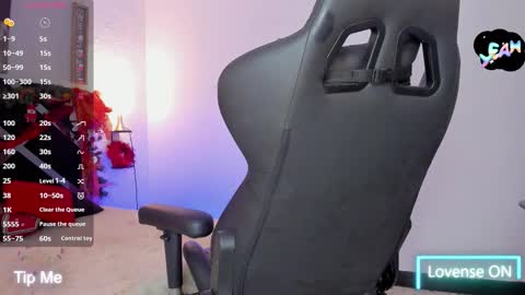 Adan Oriol online show from 12/17/25, 07:42