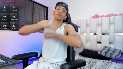 Snapshot of adan_oriol chatting on 02/28/26, 04:24 Adan Oriol online show from 02/28/26, 04:24