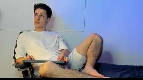 Snapshot of adan_rivas chatting on 03/04/25, 02:06 adan online show from 03/04/25, 02:06