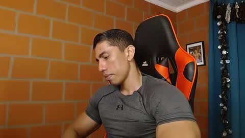 Adan Sin online show from 01/25/25, 05:19