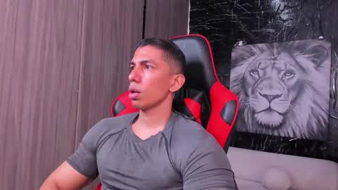 Adan Sin online show from 11/08/25, 04:18