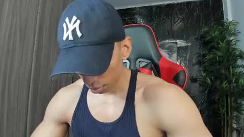Adan Sin online show from 06/18/26, 03:05