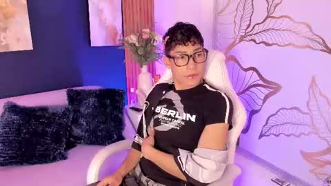 Adan  online show from 06/25/26, 12:31